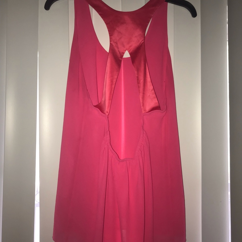 Pink open back tank top - Picture 2 of 2